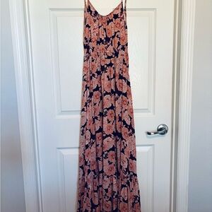 Forever 21 Halter floral maxi dress Size M